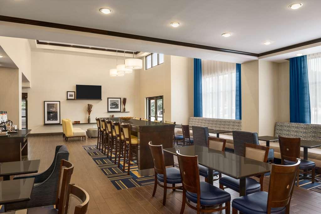 Hampton Inn & Suites - Lavonia, Ga Interior photo